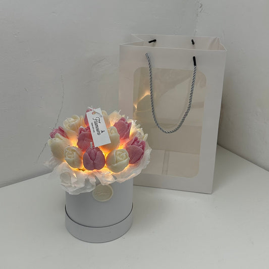 Tulip Illuminated Bouquet - M